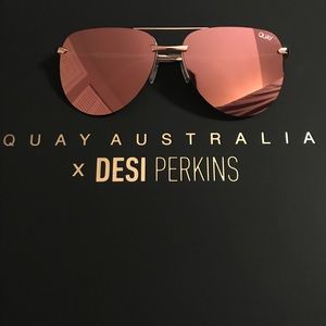 QUAY AUSTRALIA THE PLAYA SUNGLASSES
